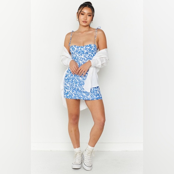 Beginning Boutique Penny Lane Blue Floral Print Mini Dress Size 18 - Picture 1 of 9